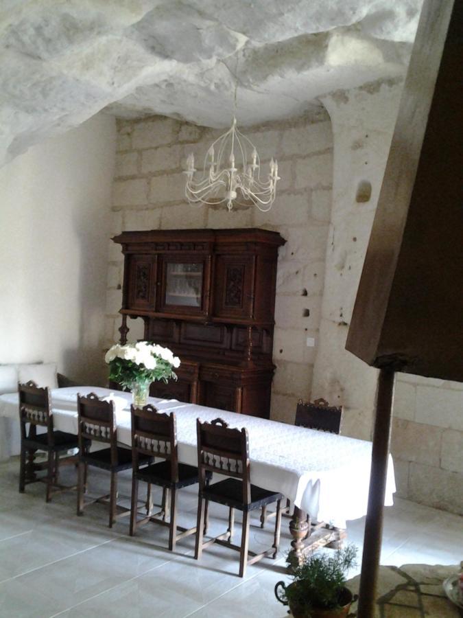 Bed and Breakfast Le Manoir Des Roches Bourré Esterno foto