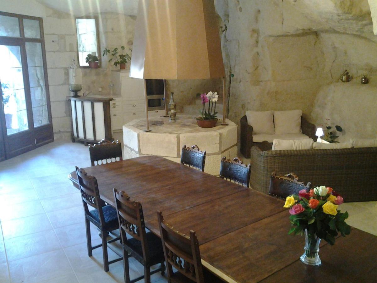 Bed and Breakfast Le Manoir Des Roches Bourré Esterno foto