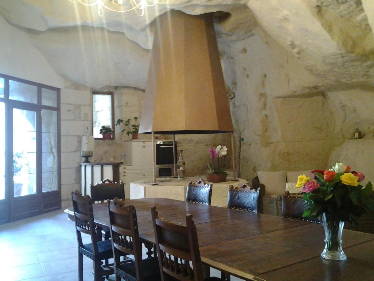Bed and Breakfast Le Manoir Des Roches Bourré Esterno foto