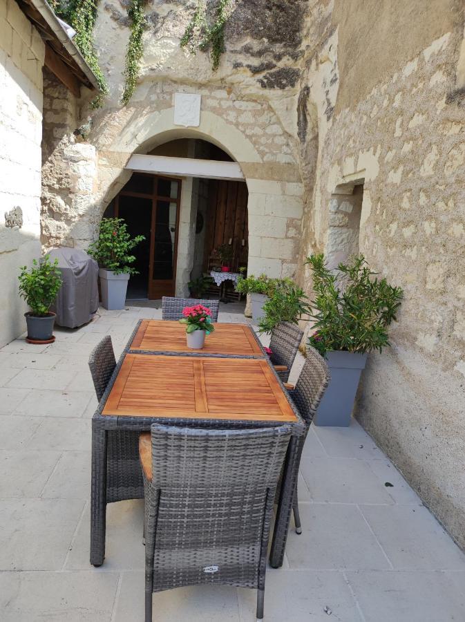 Bed and Breakfast Le Manoir Des Roches Bourré Esterno foto